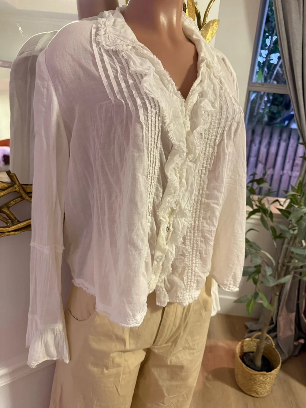 FREE PEOPLE | we the free | White Ruffled V-Neck Blouse - Picture 5 of 13